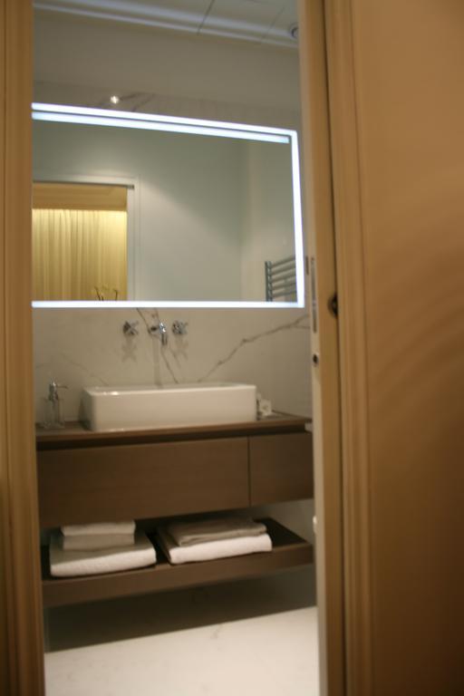 Cirque Deluxe Studio Apartment Paris Exterior foto
